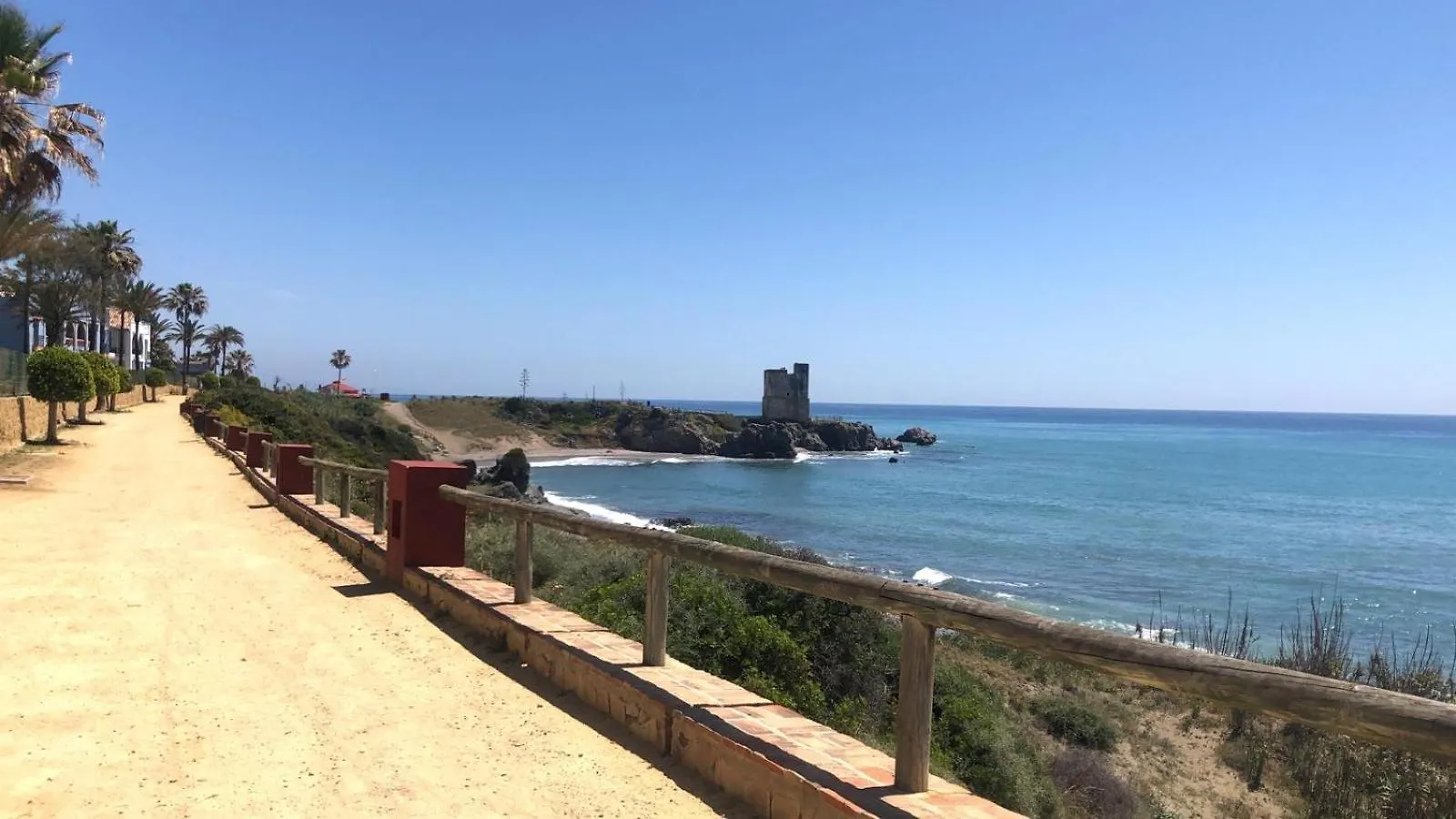 Bonito Apartamento Cerca Del Mar 卡萨雷斯 公寓
